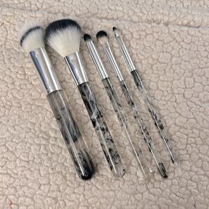 MODA Smoke Dream Brushes